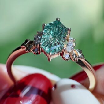Secret Garden Ring in Hexagon-Shaped Fantasy-Cut Green Sapphire – Jasmine